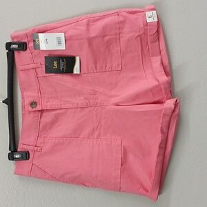 Lee Women's Pink Legendary Style Shorts Size 12 M